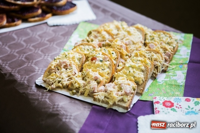 Zdjęcie w galerii na portalu naszraciborz.pl: XI Powiatowy Konkurs Ekologiczny i śniadanie ekologiczne w II LO wiadomości z regionu