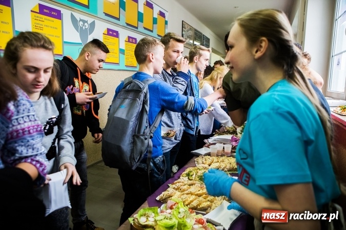 Zdjęcie w galerii na portalu naszraciborz.pl: XI Powiatowy Konkurs Ekologiczny i śniadanie ekologiczne w II LO wiadomości z regionu