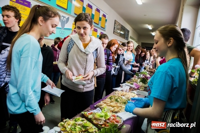 Zdjęcie w galerii na portalu naszraciborz.pl: XI Powiatowy Konkurs Ekologiczny i śniadanie ekologiczne w II LO wiadomości z regionu