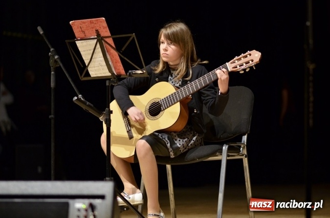 Zdjęcie w galerii na portalu naszraciborz.pl: Eliminacje Giełdy Talentów w Raciborskim Centrum Kultury wiadomości z regionu