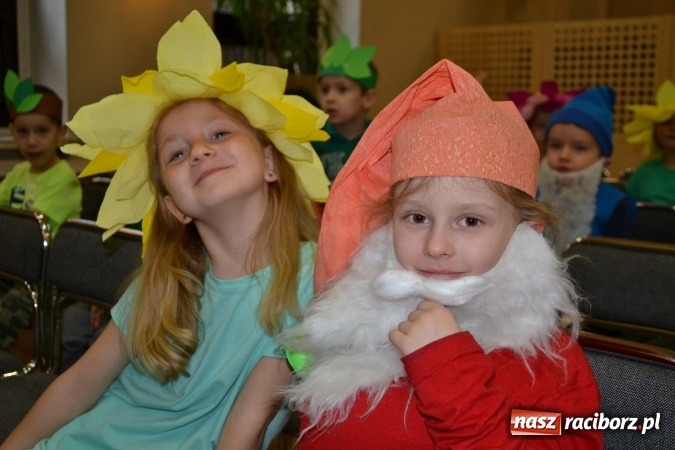 Zdjęcie w galerii na portalu naszraciborz.pl: XXV Międzynarodowy Przegląd Teatrzyków Przedszkolnych – dzień pierwszy  wiadomości z regionu