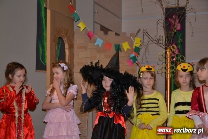 Zdjęcie w galerii na portalu naszraciborz.pl: XXV Międzynarodowy Przegląd Teatrzyków Przedszkolnych – dzień pierwszy  wiadomości z regionu