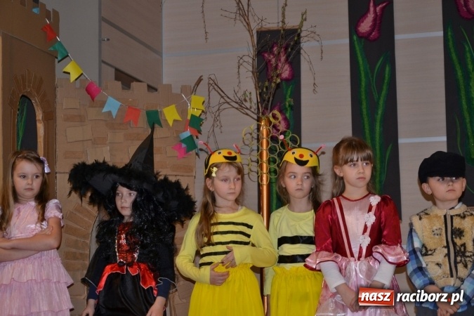Zdjęcie w galerii na portalu naszraciborz.pl: XXV Międzynarodowy Przegląd Teatrzyków Przedszkolnych – dzień pierwszy  wiadomości z regionu