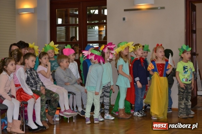 Zdjęcie w galerii na portalu naszraciborz.pl: XXV Międzynarodowy Przegląd Teatrzyków Przedszkolnych – dzień pierwszy  wiadomości z regionu
