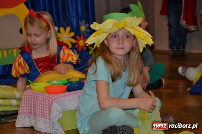 Zdjęcie w galerii na portalu naszraciborz.pl: XXV Międzynarodowy Przegląd Teatrzyków Przedszkolnych – dzień pierwszy  wiadomości z regionu