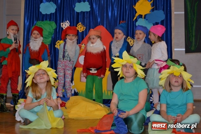 Zdjęcie w galerii na portalu naszraciborz.pl: XXV Międzynarodowy Przegląd Teatrzyków Przedszkolnych – dzień pierwszy  wiadomości z regionu