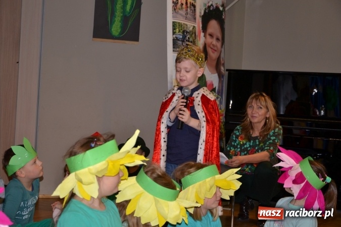 Zdjęcie w galerii na portalu naszraciborz.pl: XXV Międzynarodowy Przegląd Teatrzyków Przedszkolnych – dzień pierwszy  wiadomości z regionu