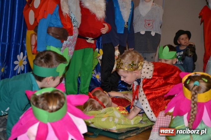 Zdjęcie w galerii na portalu naszraciborz.pl: XXV Międzynarodowy Przegląd Teatrzyków Przedszkolnych – dzień pierwszy  wiadomości z regionu