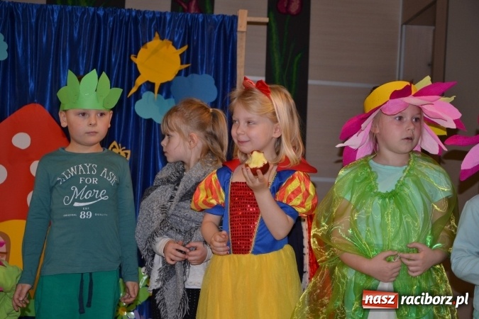 Zdjęcie w galerii na portalu naszraciborz.pl: XXV Międzynarodowy Przegląd Teatrzyków Przedszkolnych – dzień pierwszy  wiadomości z regionu