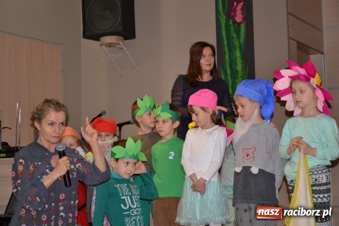 Zdjęcie w galerii na portalu naszraciborz.pl: XXV Międzynarodowy Przegląd Teatrzyków Przedszkolnych – dzień pierwszy  wiadomości z regionu