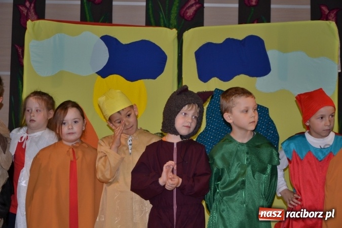 Zdjęcie w galerii na portalu naszraciborz.pl: XXV Międzynarodowy Przegląd Teatrzyków Przedszkolnych – dzień pierwszy  wiadomości z regionu