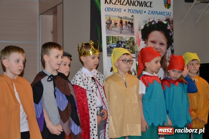 Zdjęcie w galerii na portalu naszraciborz.pl: XXV Międzynarodowy Przegląd Teatrzyków Przedszkolnych – dzień pierwszy  wiadomości z regionu