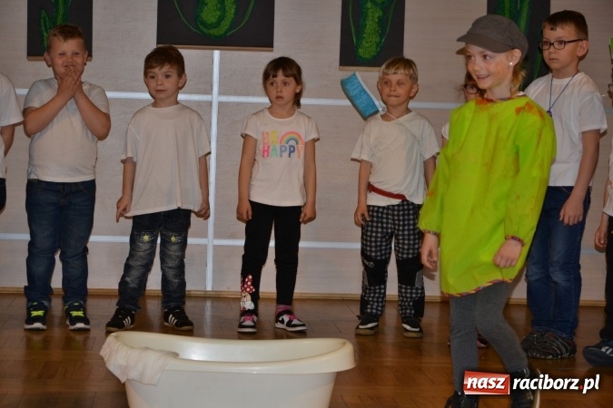 Zdjęcie w galerii na portalu naszraciborz.pl: XXV Międzynarodowy Przegląd Teatrzyków Przedszkolnych – dzień pierwszy  wiadomości z regionu