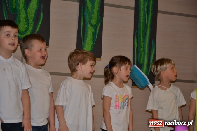 Zdjęcie w galerii na portalu naszraciborz.pl: XXV Międzynarodowy Przegląd Teatrzyków Przedszkolnych – dzień pierwszy  wiadomości z regionu