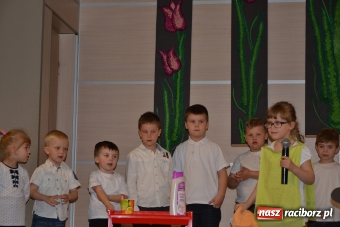 Zdjęcie w galerii na portalu naszraciborz.pl: XXV Międzynarodowy Przegląd Teatrzyków Przedszkolnych – dzień pierwszy  wiadomości z regionu