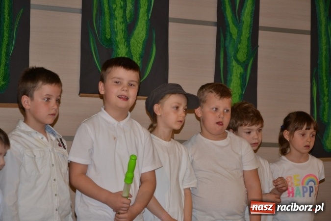 Zdjęcie w galerii na portalu naszraciborz.pl: XXV Międzynarodowy Przegląd Teatrzyków Przedszkolnych – dzień pierwszy  wiadomości z regionu