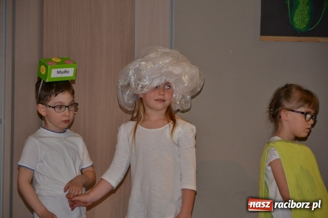 Zdjęcie w galerii na portalu naszraciborz.pl: XXV Międzynarodowy Przegląd Teatrzyków Przedszkolnych – dzień pierwszy  wiadomości z regionu