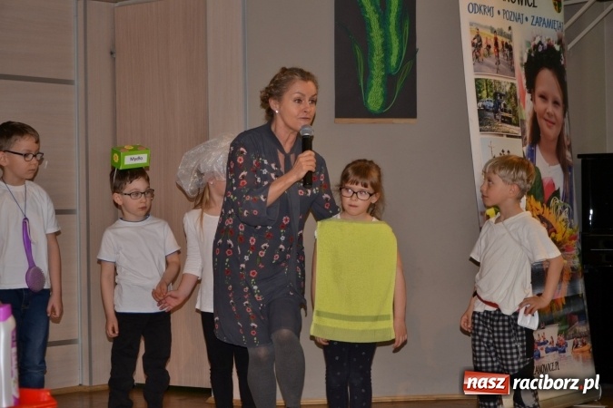 Zdjęcie w galerii na portalu naszraciborz.pl: XXV Międzynarodowy Przegląd Teatrzyków Przedszkolnych – dzień pierwszy  wiadomości z regionu