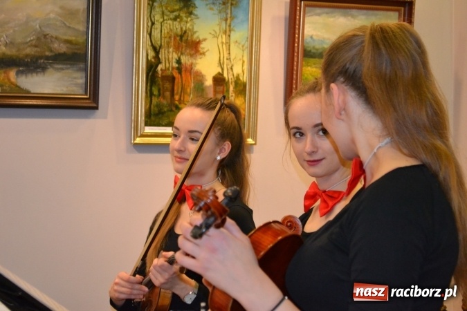Zdjęcie w galerii na portalu naszraciborz.pl: Wystawa Mirosława Wyciska w RCI  wiadomości z regionu