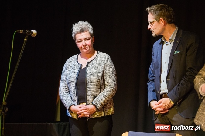 Zdjęcie w galerii na portalu naszraciborz.pl: Uroczyste wręczenie dyplomów na kierunku architektura PWSZ w Raciborzu  wiadomości z regionu