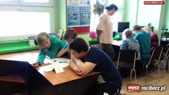 Zdjęcie w galerii na portalu naszraciborz.pl: W bibliotecznej filii w Raciborzu-Płoni obchodzono Światowy Dzień Książki  wiadomości z regionu