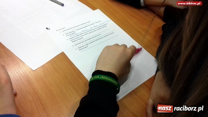 Zdjęcie w galerii na portalu naszraciborz.pl: W bibliotecznej filii w Raciborzu-Płoni obchodzono Światowy Dzień Książki  wiadomości z regionu