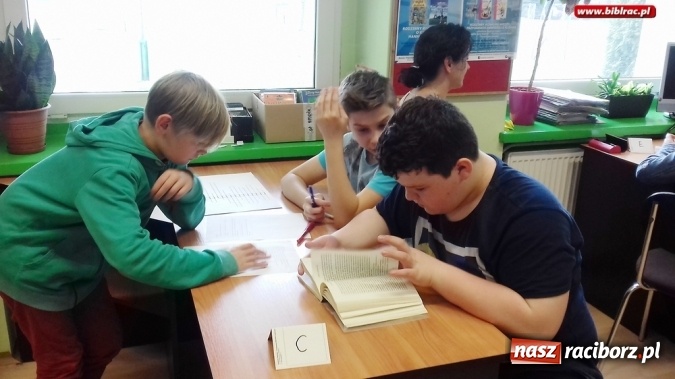 Zdjęcie w galerii na portalu naszraciborz.pl: W bibliotecznej filii w Raciborzu-Płoni obchodzono Światowy Dzień Książki  wiadomości z regionu