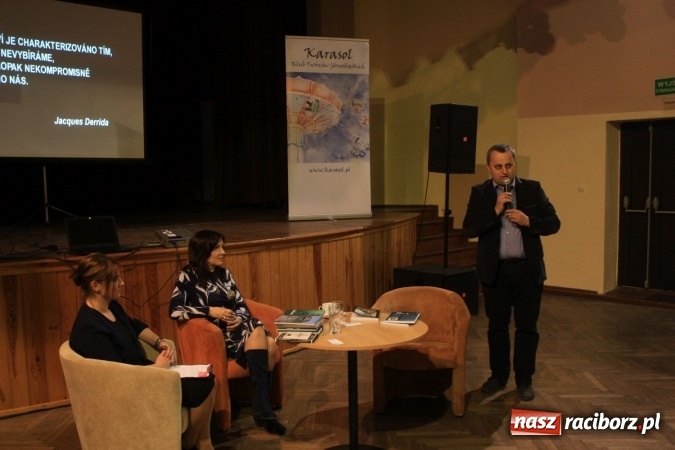 Zdjęcie w galerii na portalu naszraciborz.pl: O Śląsku i prozie codziennego życia na tle wielkiej historii - czeska pisarka Eva Tvrdá w Krzanowicach  wiadomości z regionu