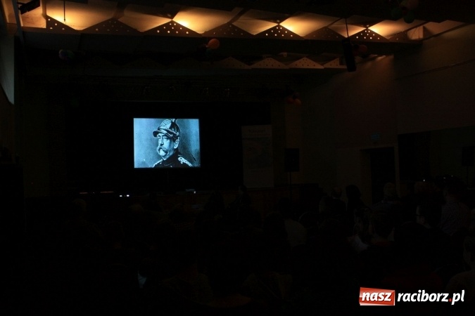 Zdjęcie w galerii na portalu naszraciborz.pl: O Śląsku i prozie codziennego życia na tle wielkiej historii - czeska pisarka Eva Tvrdá w Krzanowicach  wiadomości z regionu