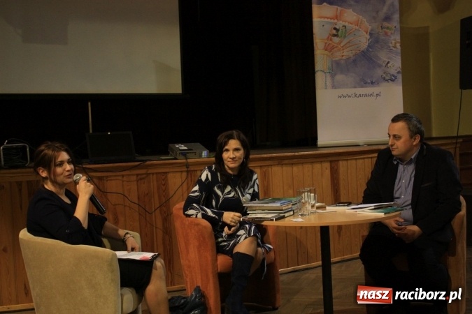 Zdjęcie w galerii na portalu naszraciborz.pl: O Śląsku i prozie codziennego życia na tle wielkiej historii - czeska pisarka Eva Tvrdá w Krzanowicach  wiadomości z regionu