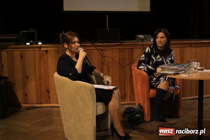 Zdjęcie w galerii na portalu naszraciborz.pl: O Śląsku i prozie codziennego życia na tle wielkiej historii - czeska pisarka Eva Tvrdá w Krzanowicach  wiadomości z regionu