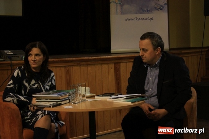 Zdjęcie w galerii na portalu naszraciborz.pl: O Śląsku i prozie codziennego życia na tle wielkiej historii - czeska pisarka Eva Tvrdá w Krzanowicach  wiadomości z regionu