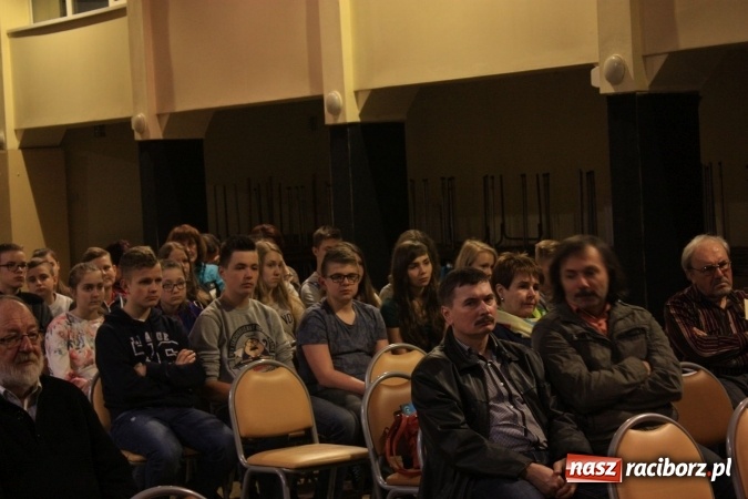 Zdjęcie w galerii na portalu naszraciborz.pl: O Śląsku i prozie codziennego życia na tle wielkiej historii - czeska pisarka Eva Tvrdá w Krzanowicach  wiadomości z regionu