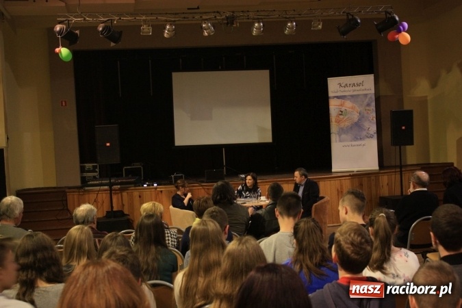 Zdjęcie w galerii na portalu naszraciborz.pl: O Śląsku i prozie codziennego życia na tle wielkiej historii - czeska pisarka Eva Tvrdá w Krzanowicach  wiadomości z regionu