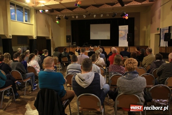 Zdjęcie w galerii na portalu naszraciborz.pl: O Śląsku i prozie codziennego życia na tle wielkiej historii - czeska pisarka Eva Tvrdá w Krzanowicach  wiadomości z regionu