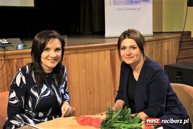 Zdjęcie w galerii na portalu naszraciborz.pl: O Śląsku i prozie codziennego życia na tle wielkiej historii - czeska pisarka Eva Tvrdá w Krzanowicach  wiadomości z regionu