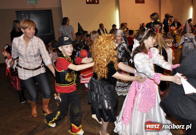Zdjęcie w galerii na portalu naszraciborz.pl: Dziecięcy karnawał na wesoło wiadomości z regionu
