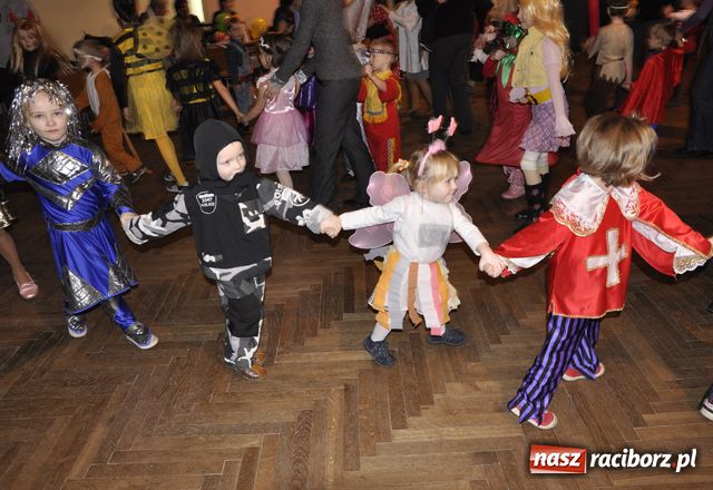 Zdjęcie w galerii na portalu naszraciborz.pl: Dziecięcy karnawał na wesoło wiadomości z regionu