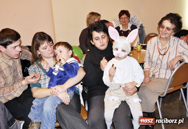 Zdjęcie w galerii na portalu naszraciborz.pl: Dziecięcy karnawał na wesoło wiadomości z regionu