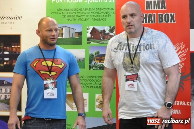 Zdjęcie w galerii na portalu naszraciborz.pl: Ważenie i prezentacja zawodników przed galą MMA w Raciborzu wiadomości z regionu