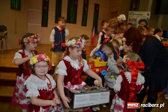 Zdjęcie w galerii na portalu naszraciborz.pl: XXV Międzynarodowy Przeglądu Teatrzyków Przedszkolnych – dzień drugi  wiadomości z regionu