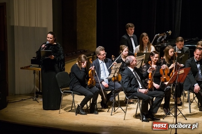 Zdjęcie w galerii na portalu naszraciborz.pl: Koncert wielkanocny w hołdzie św. Papieżowi Janowi Pawłowi II wiadomości z regionu