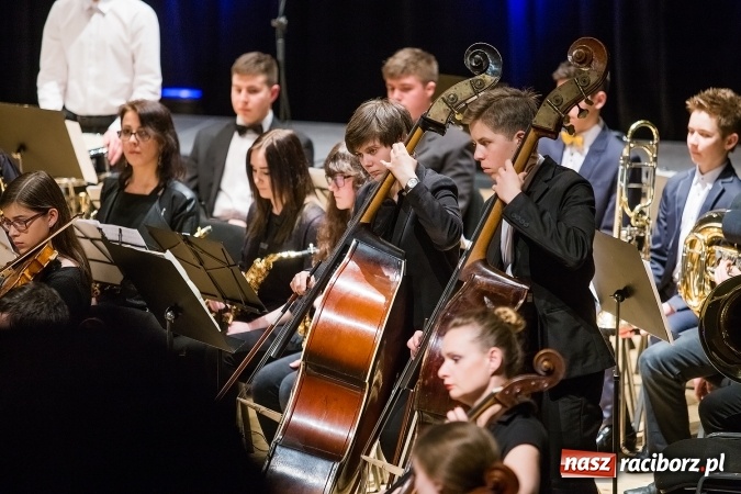 Zdjęcie w galerii na portalu naszraciborz.pl: Koncert wielkanocny w hołdzie św. Papieżowi Janowi Pawłowi II wiadomości z regionu