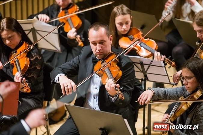 Zdjęcie w galerii na portalu naszraciborz.pl: Koncert wielkanocny w hołdzie św. Papieżowi Janowi Pawłowi II wiadomości z regionu