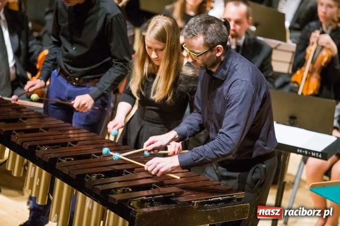 Zdjęcie w galerii na portalu naszraciborz.pl: Koncert wielkanocny w hołdzie św. Papieżowi Janowi Pawłowi II wiadomości z regionu