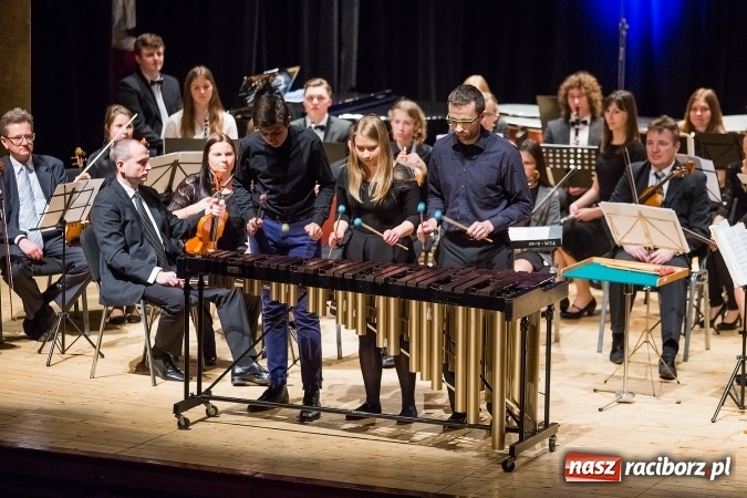 Zdjęcie w galerii na portalu naszraciborz.pl: Koncert wielkanocny w hołdzie św. Papieżowi Janowi Pawłowi II wiadomości z regionu