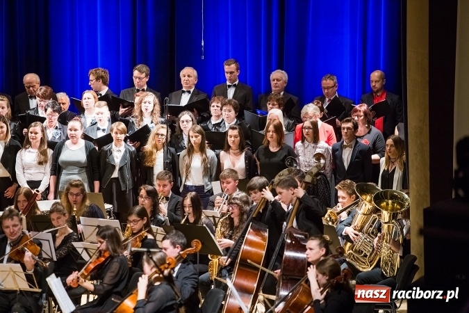 Zdjęcie w galerii na portalu naszraciborz.pl: Koncert wielkanocny w hołdzie św. Papieżowi Janowi Pawłowi II wiadomości z regionu