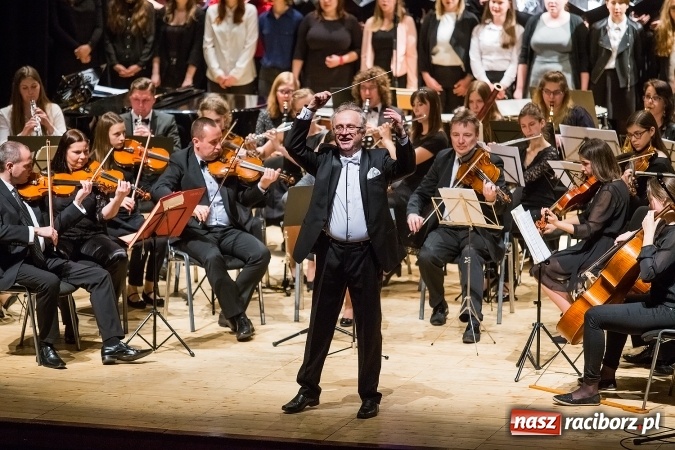 Zdjęcie w galerii na portalu naszraciborz.pl: Koncert wielkanocny w hołdzie św. Papieżowi Janowi Pawłowi II wiadomości z regionu