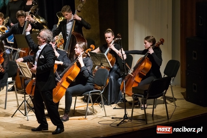 Zdjęcie w galerii na portalu naszraciborz.pl: Koncert wielkanocny w hołdzie św. Papieżowi Janowi Pawłowi II wiadomości z regionu