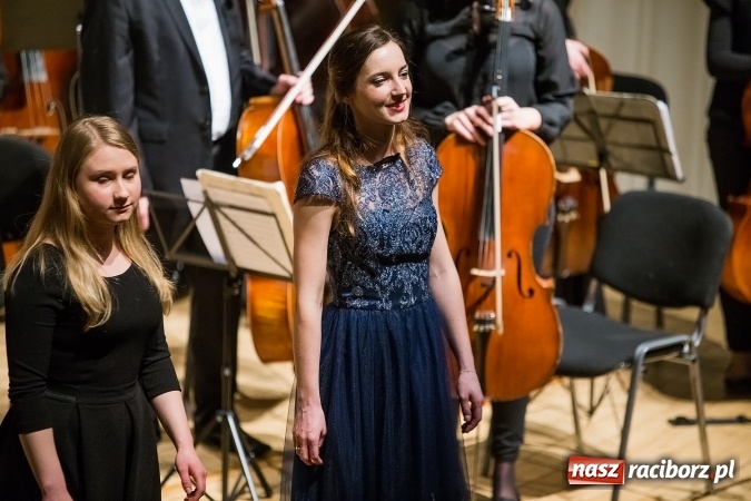 Zdjęcie w galerii na portalu naszraciborz.pl: Koncert wielkanocny w hołdzie św. Papieżowi Janowi Pawłowi II wiadomości z regionu